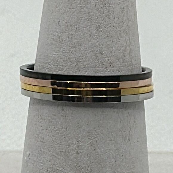 Brand New!! Size 5 set of 4 titanium steel plated midi rings - Picture 1 of 3